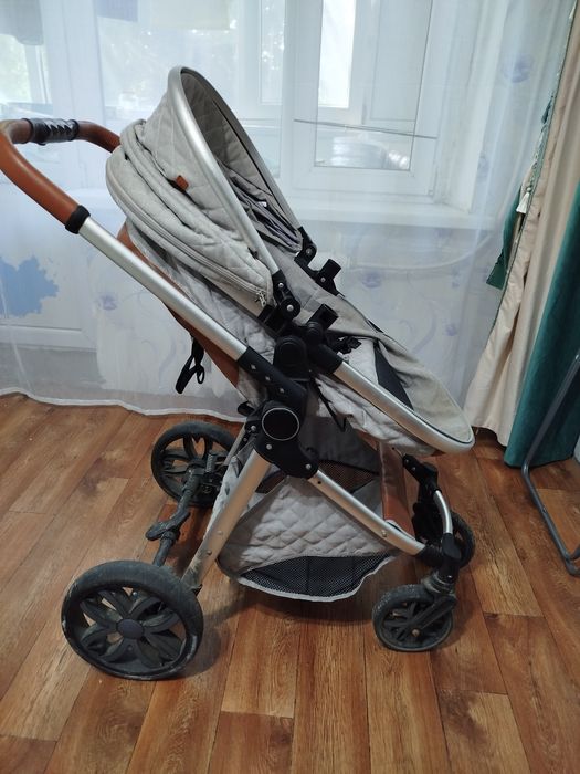 Продам коляску в хорошем состоянии