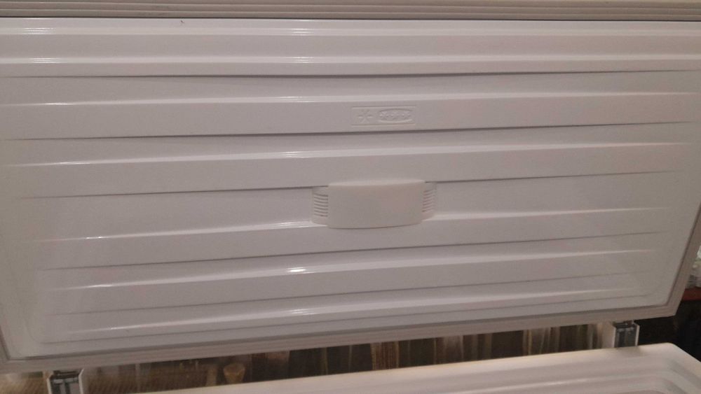 Lada frigorifica BEKO HS 22953, 284 l, H 86 cm