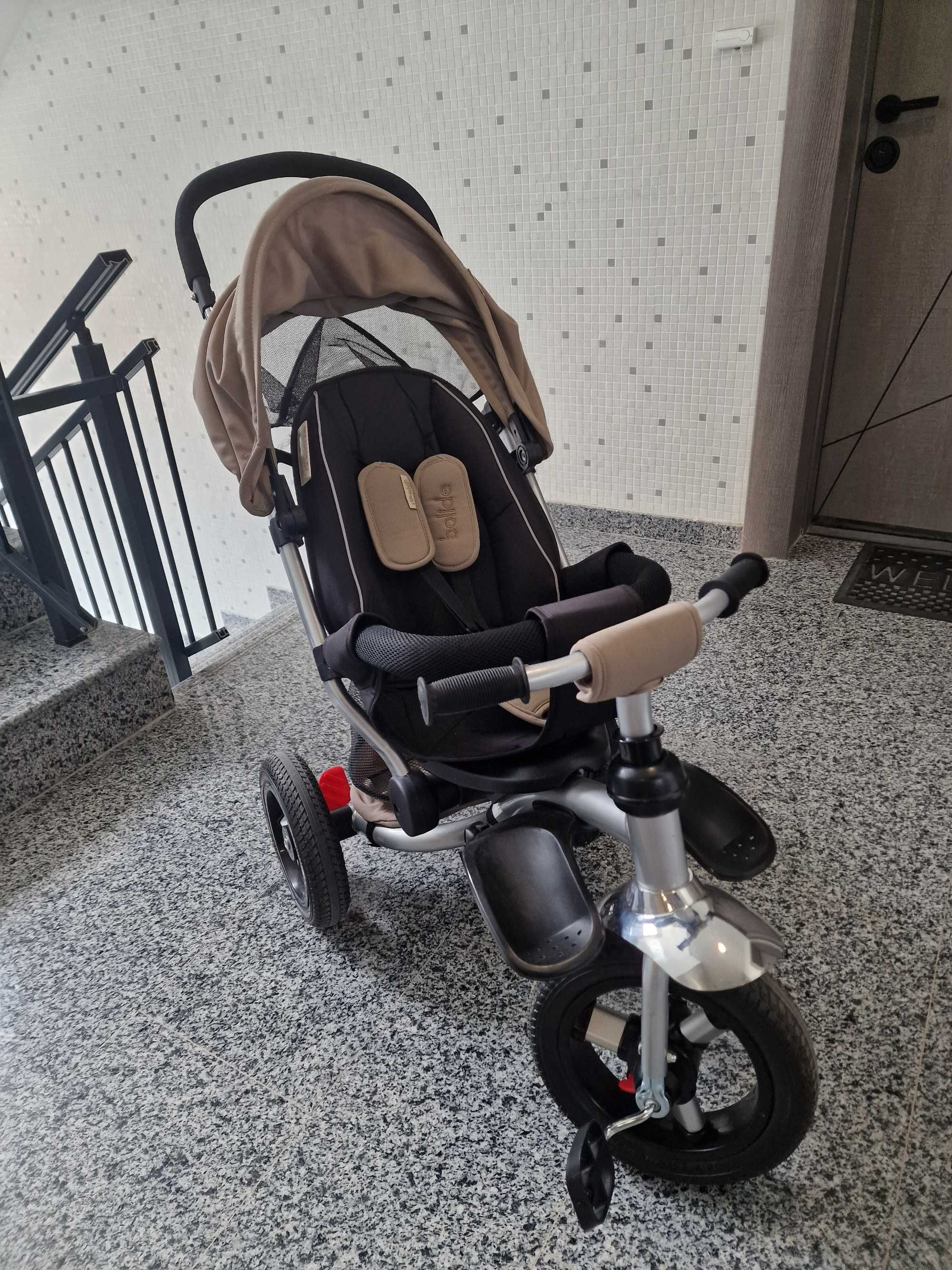 Продавам триколка Chipolino Bolide