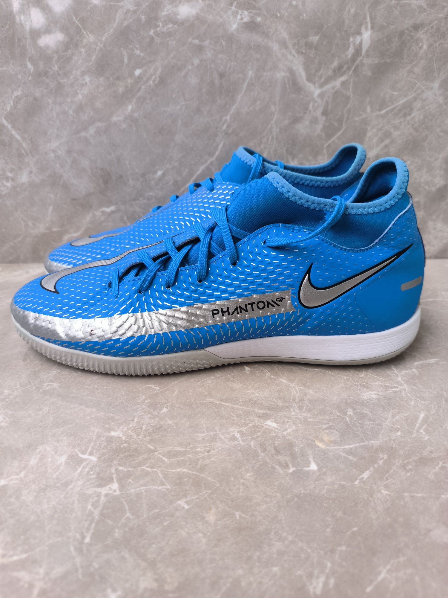 Nike PHANTOM футболни обувки 41 номер