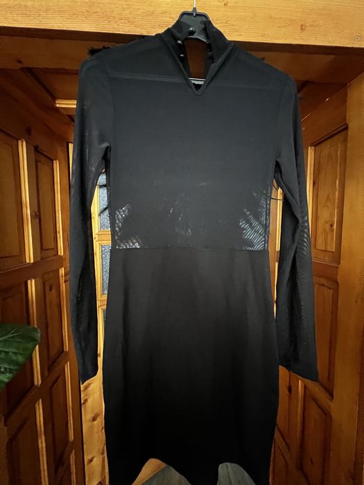 Rochie neagra cu pene marimea M