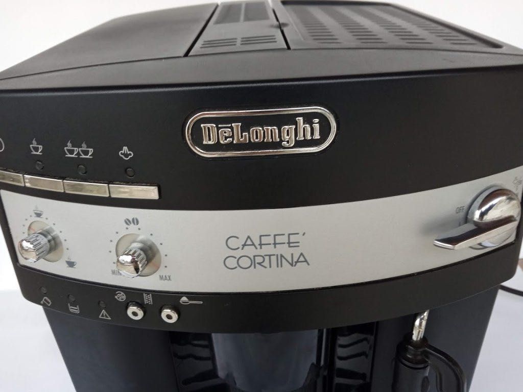 Кафе автомат Delonghi caffe cortina