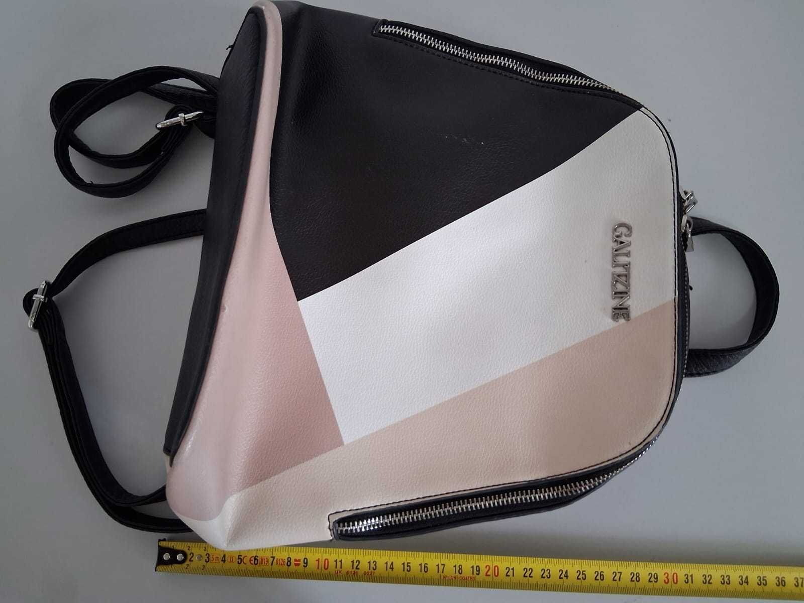 Geanta tip rucsac