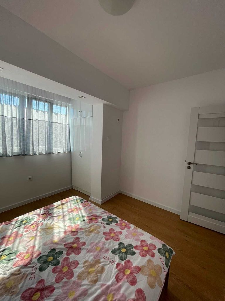 Продава се Двустаен апартамент в Варна, Аспарухово - 48 кв.м за 2186 €/кв.м - Снимка #4