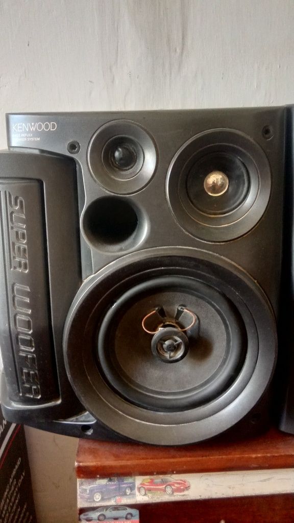 Колонки "Kenwood"