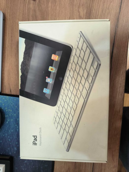 iPad Keyboard Dock
