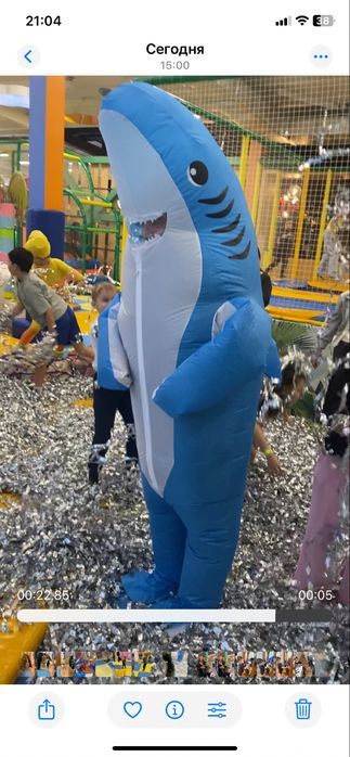 Надувной костюм акуленка