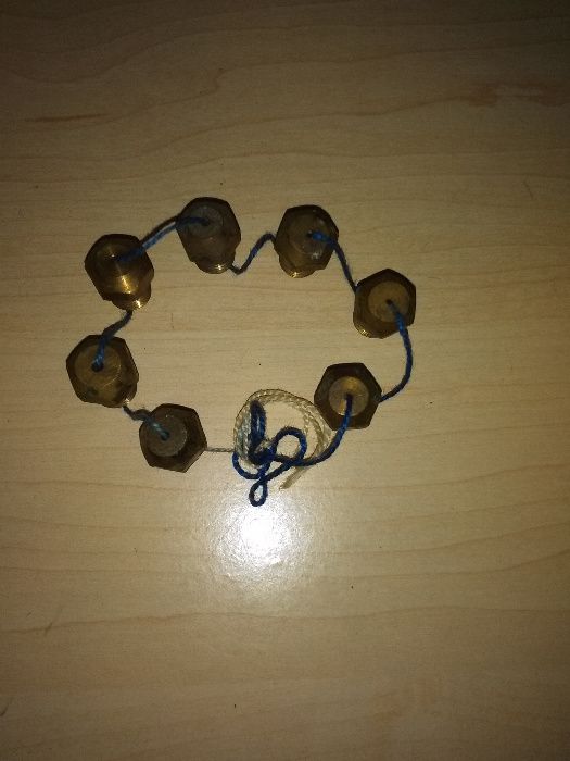 Diuze ptr. aragaz sau arzător, ptr. cheie de 10, diametru filet 8 mm.