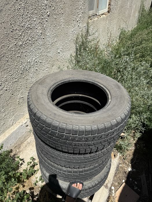Зимние шины YOKOHAMA 265/65/R17