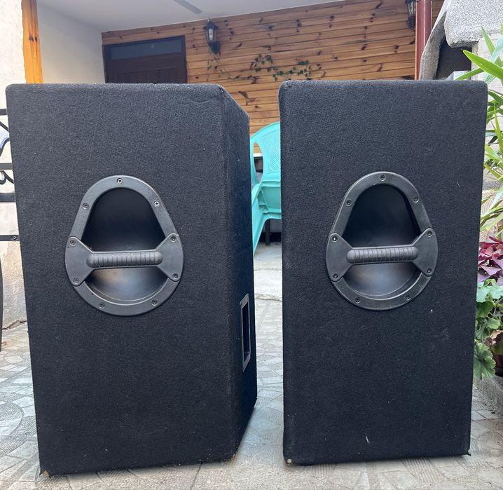 Стъпало Oberton B500 и 2 пасивни 15” тонколони Wharfedale Pro SVP-X15