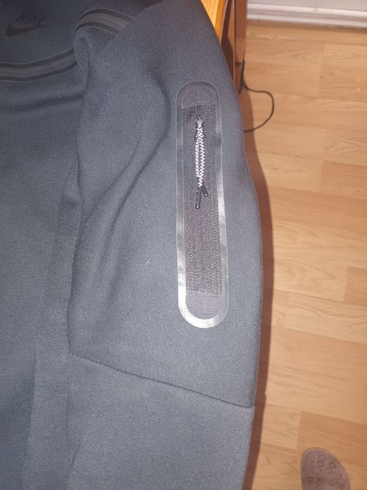 Hanorac nike tech flecee si pantaloni nike tech flecee full negru