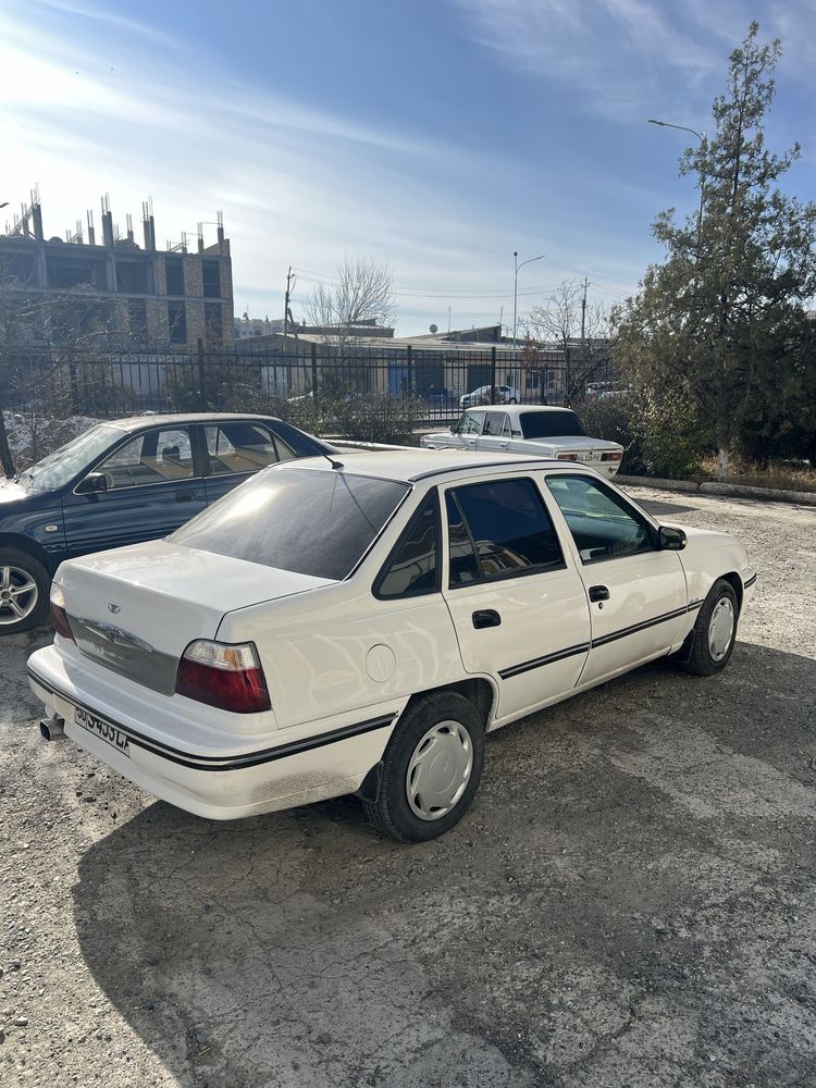 Daewoo Nexia 1 sons