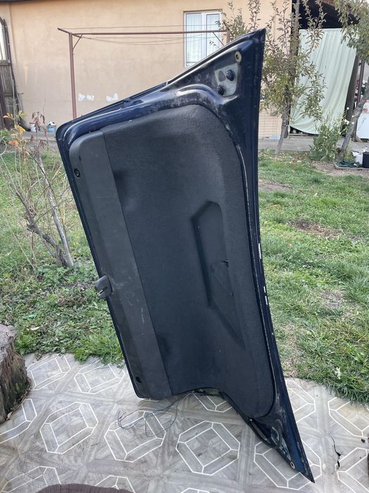 Capota / portbagaj WW Passat B5 Sedan anii 2000-2005.