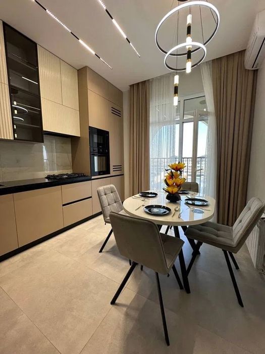 Жк Nrg oybek! Сдается 2х-ком квартира! В элит комплексе!