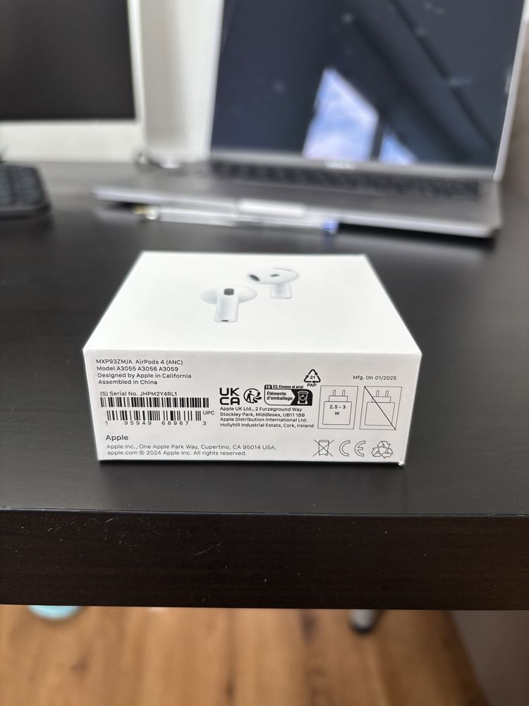 AirPods 4 Active Noise Cancellation