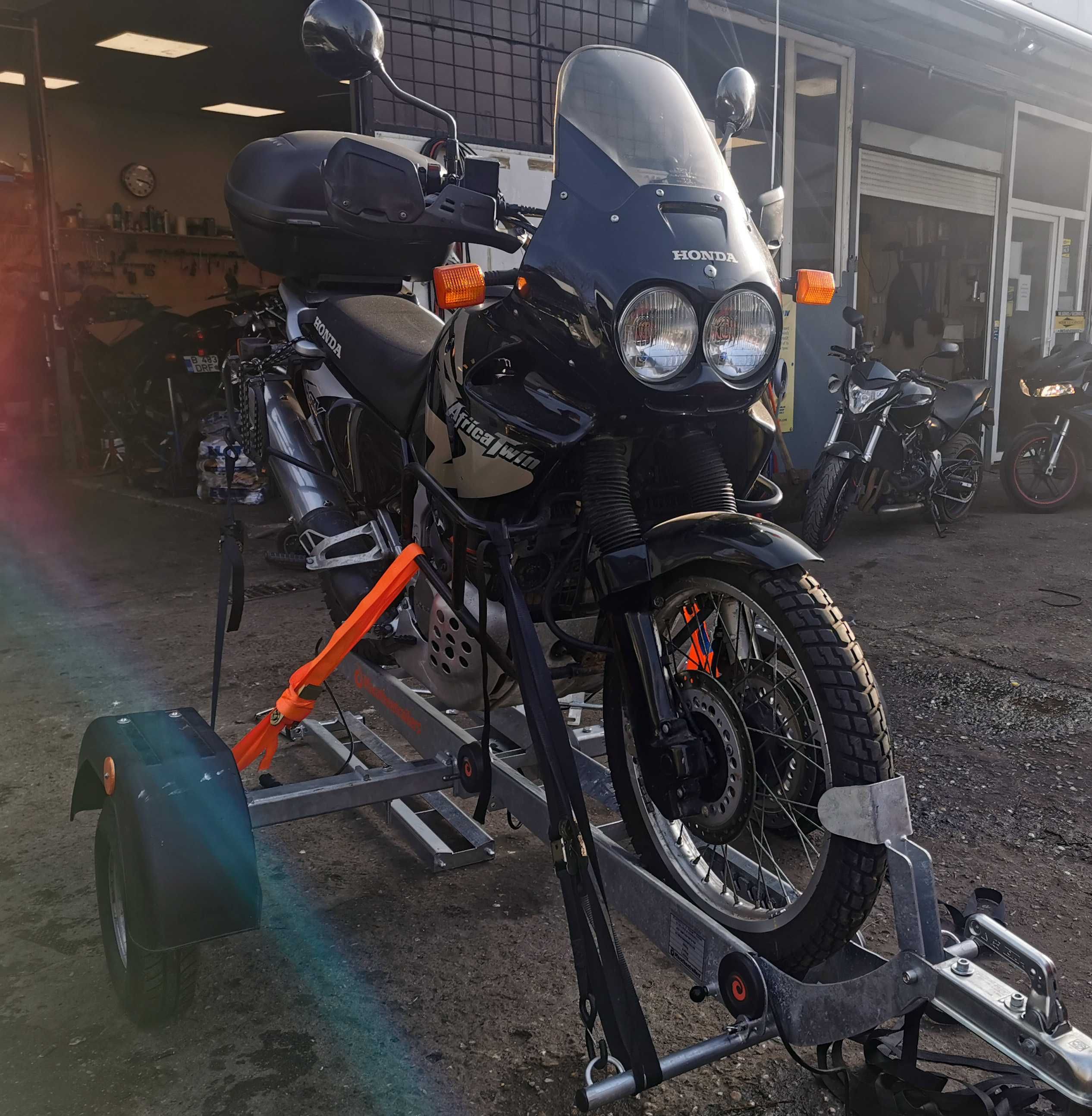 transport motociclete  remorcare moto tractare moto