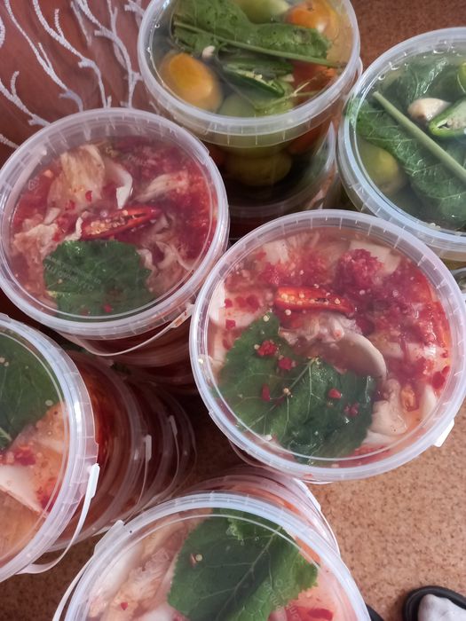 Чимчи, соленый огурци, қияр бар