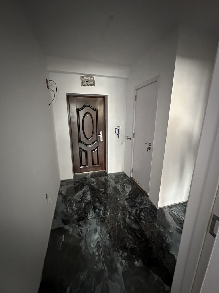 Продава се Двустаен апартамент в Разлог - 55 кв.м за 1455 €/кв.м - Снимка #9
