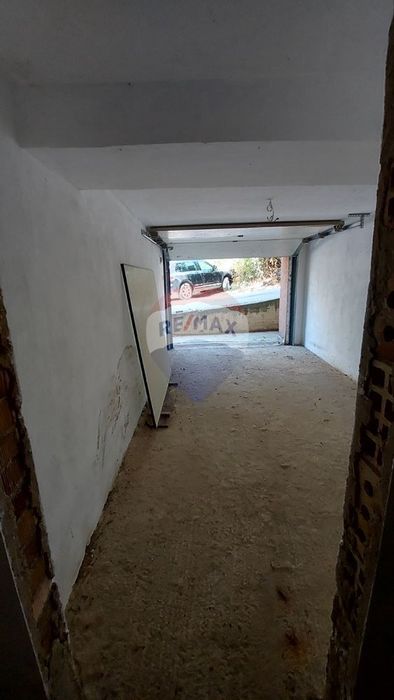 Продава се Гараж / Паркомясто в Варна, Бриз - 22 кв.м за 1182 €/кв.м - Снимка #2