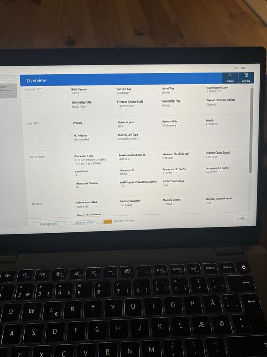 Dell Latitude 5320• i7-11Th gen• (Generatia 11)• 13 inch• geanta noua•