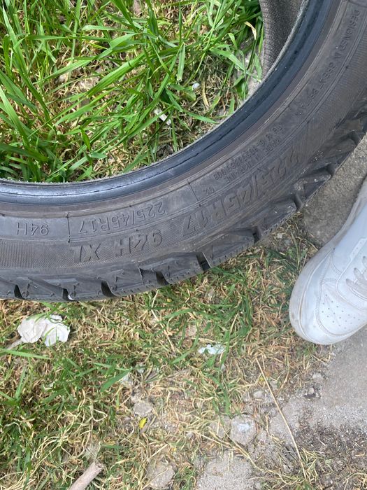 Anvelope M+S 225/45R17