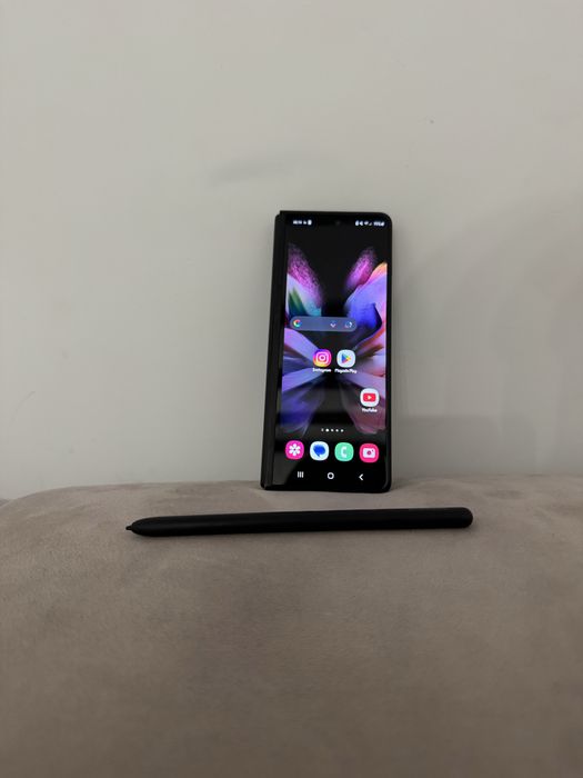 Samsung z fold 3 512gb ecranul mare defect