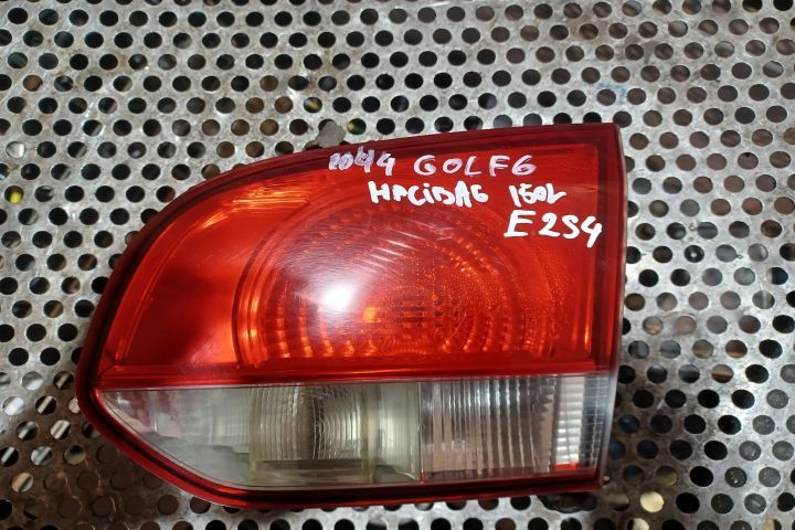 Lampa / Tripla stop dreapta pe hayon 5K0945108 Volkswagen VW Golf 6 [