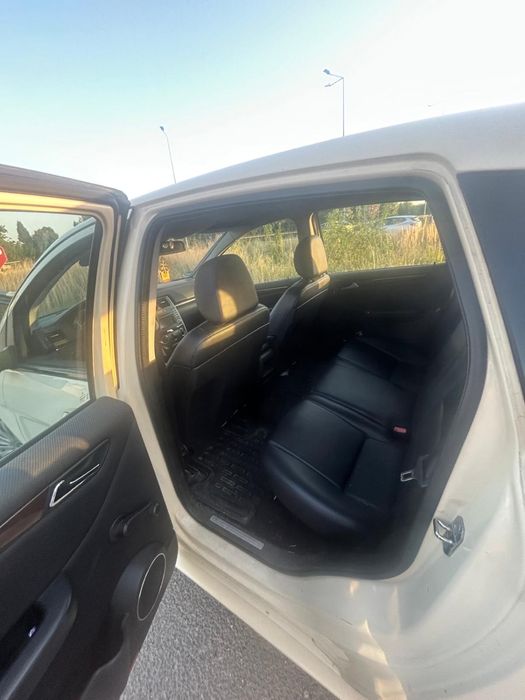 Mercedes b class
