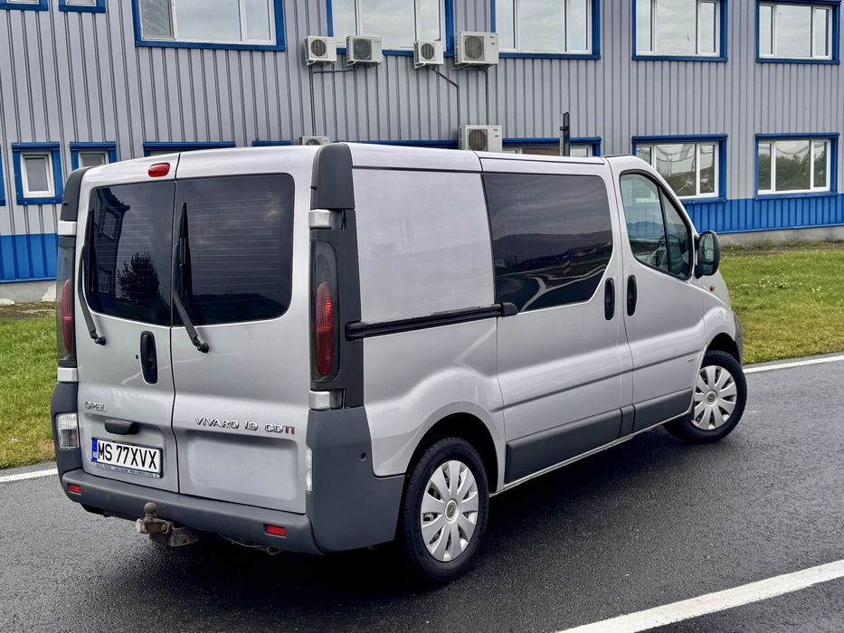 Opel Vivaro *1.9CDTI*AerConditionat*Autoutilitara