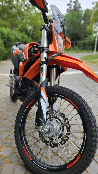 KTM 690 Enduro R - 2023