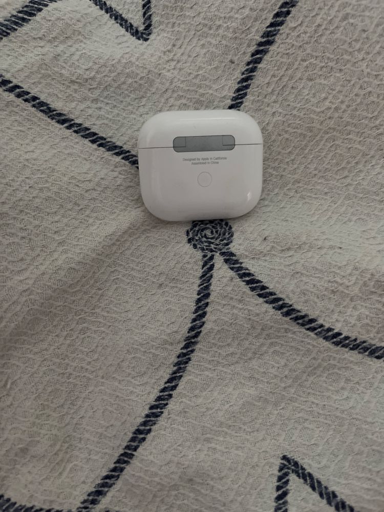 Airpods 3 в отличном состоянии