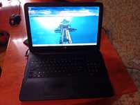 Laptop HP (Procesor intel i7 , GPU Radeon R7 m440 , 8gb ram)