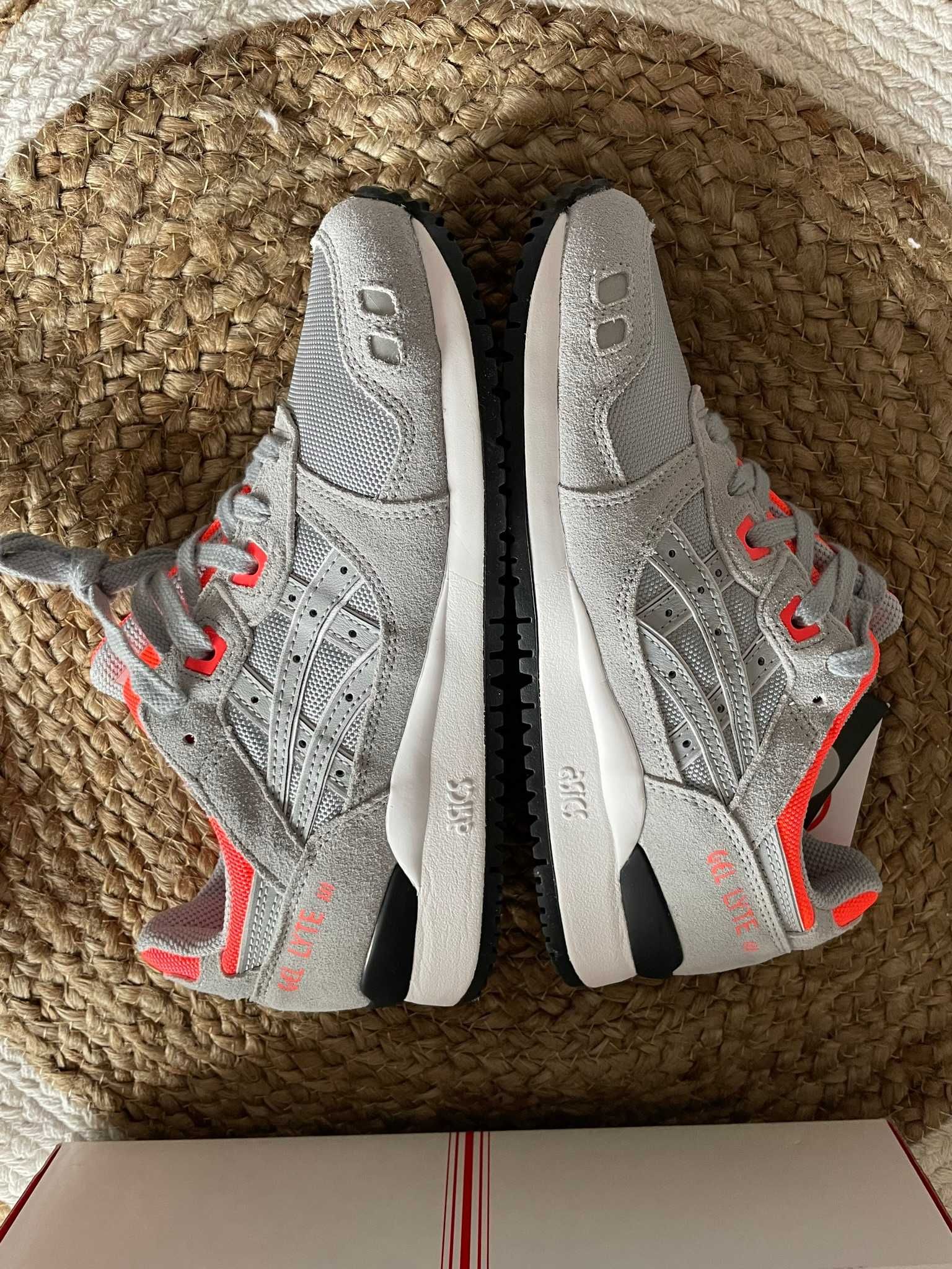 Asics Tiger Дамски маратонки за бягане Gel-Lyte III OG, 37.5 EU