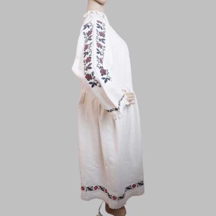 Rochie traditionala veche , ie traditionala din Banat