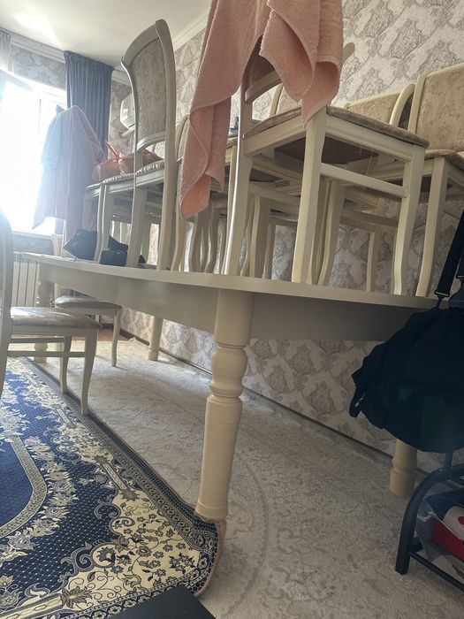 Продам стол в хорошом состояние