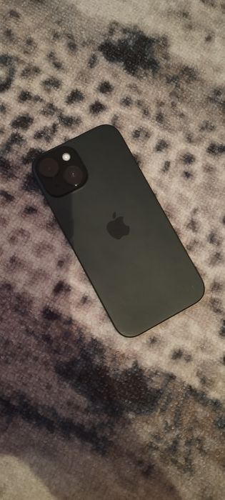 Айфон 15 в хорошем состоянии