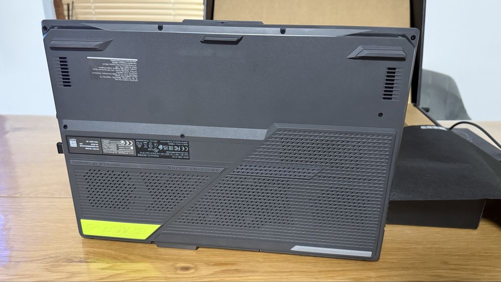 Лаптоп ROG Strix