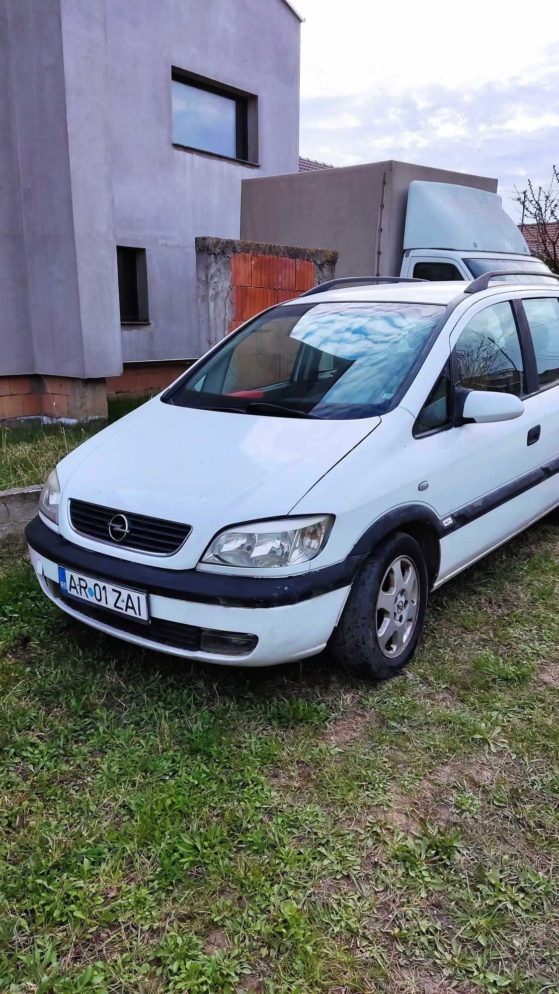 De vanzare Opel Zafira