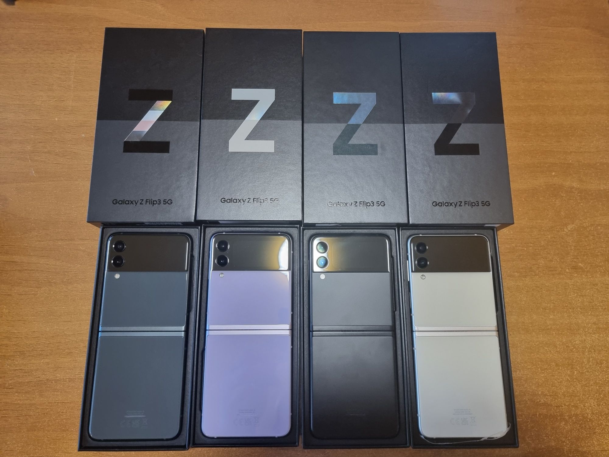 Samsung Z Flip 3 5G 128 GB Black, Cream,impecabile, factura