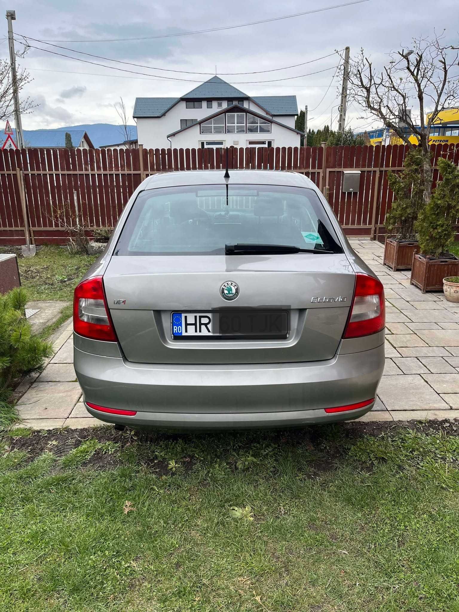 Vand Skoda Octavia 1,6 benzina