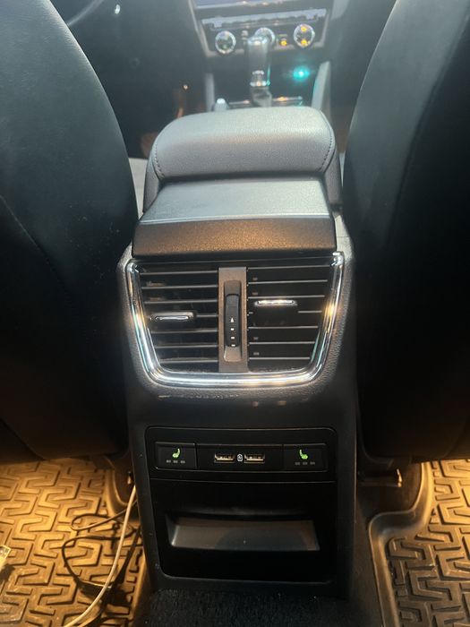 Skoda octavia luna a 10 2019 4x4