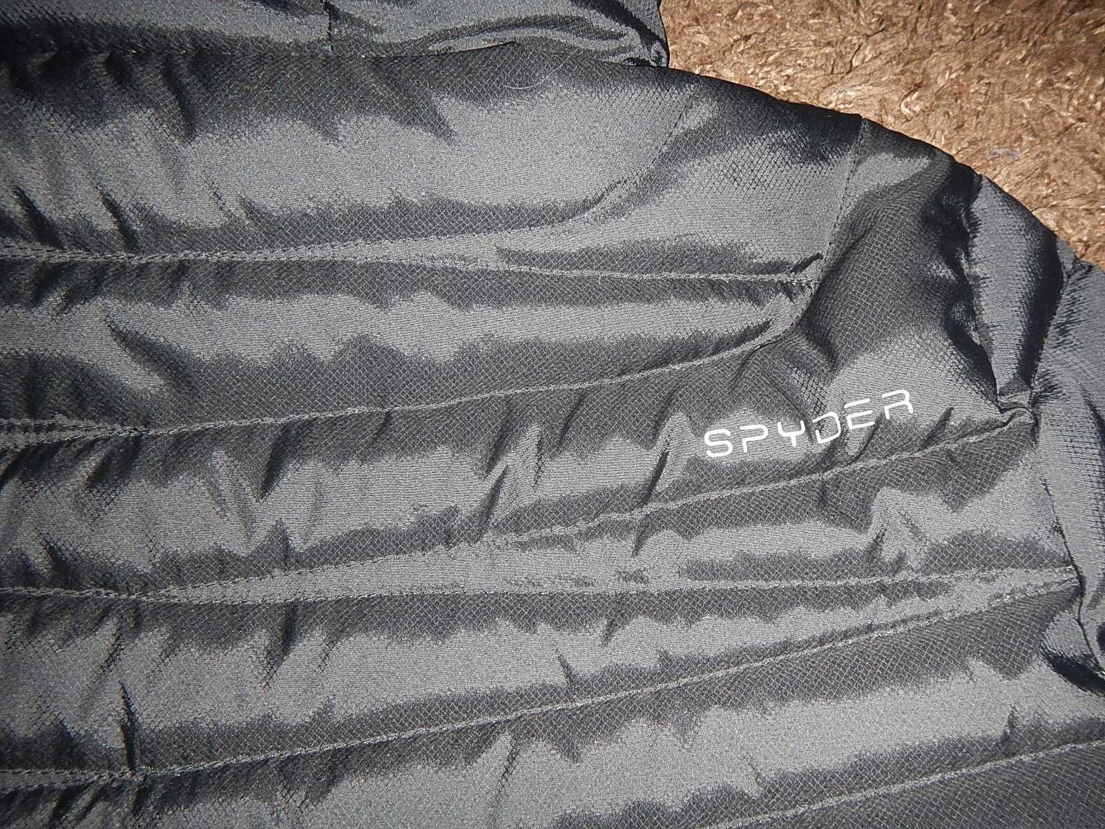 Geaca de puf Spyder Timeless Hoody 700 cu sac de compresie. M-Women.