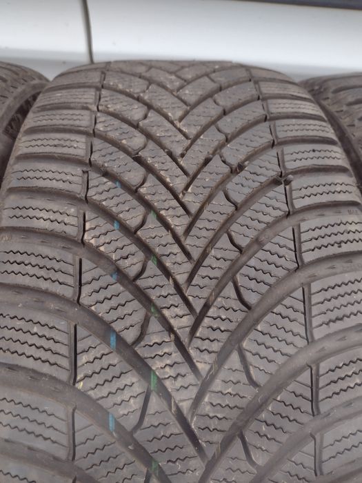 Почти нови 4бр.225/45/18 Semperit SG5 dot1823