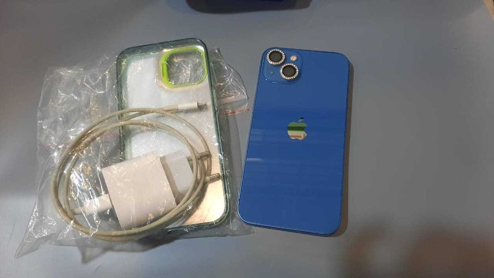 Apple iPhone 13, лот 762404, г Семей,ул Валиханова 100/1
