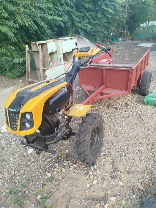 Vând motocultor diesel