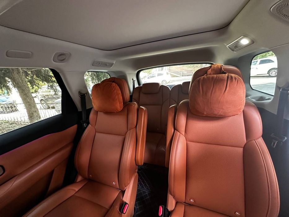 Продаю Leapmotor C16 Hibrid (1 хозяин) 2024