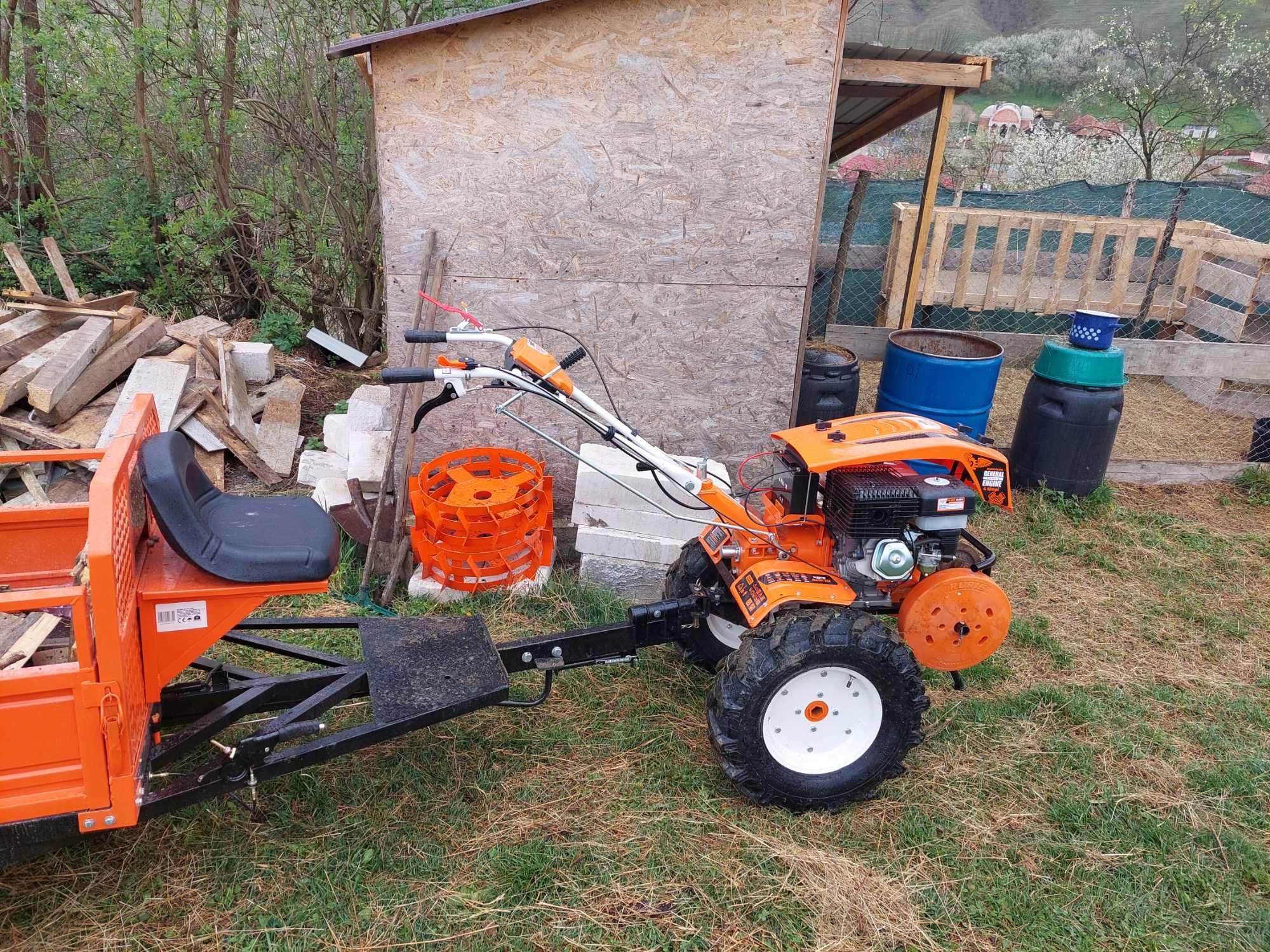 Vând motocultor+remorcă RURIS 918K 18 CP, pornire la cheie,in garanție