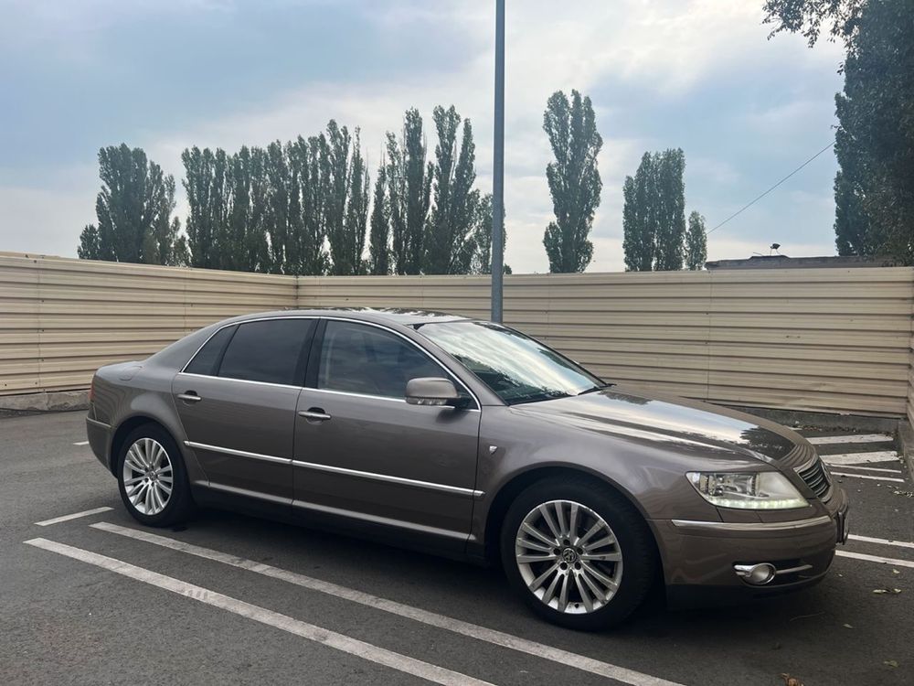 Volkswagen Phaeton editie speciala Individual 3.0 diesel 4x4