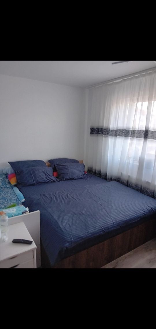 apartament 3 camere