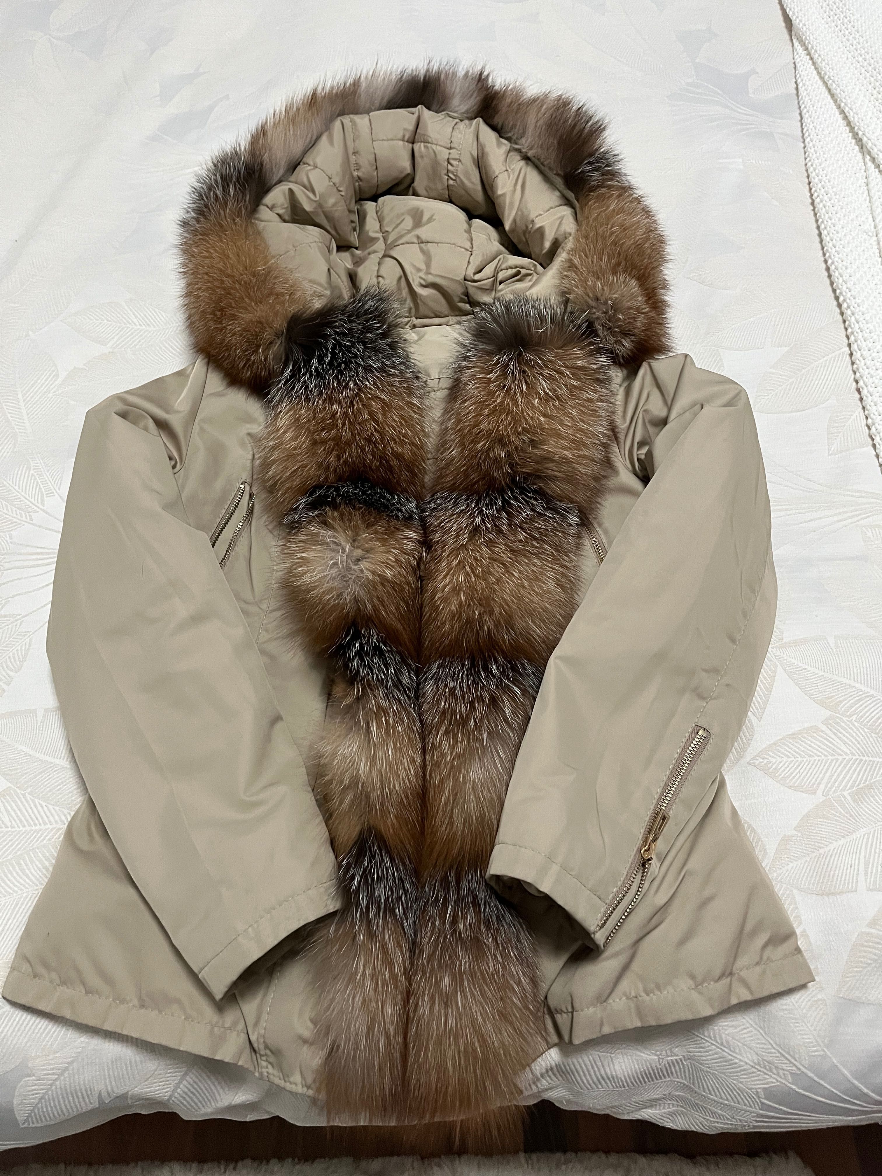 Geaca Parka, blana naturala, purtata foarte putin